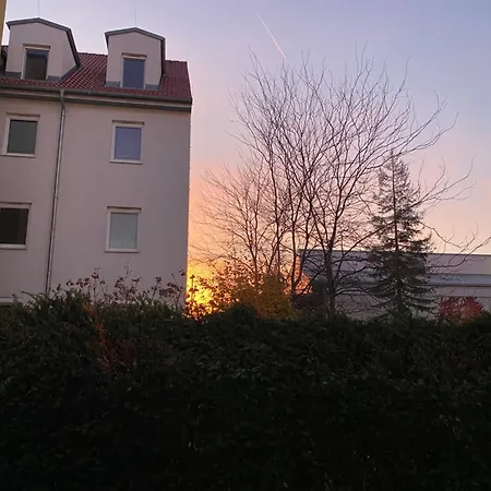 דירה Luxurioese Neubau-gartenwohnung מודלינג