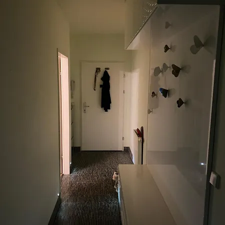 Luxurioese Neubau-gartenwohnung דירה מודלינג